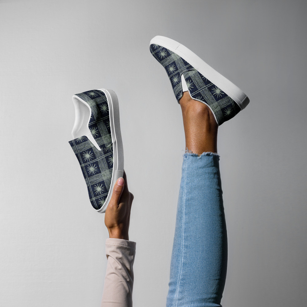 Women’s Adire VII slip-on canvas shoes
