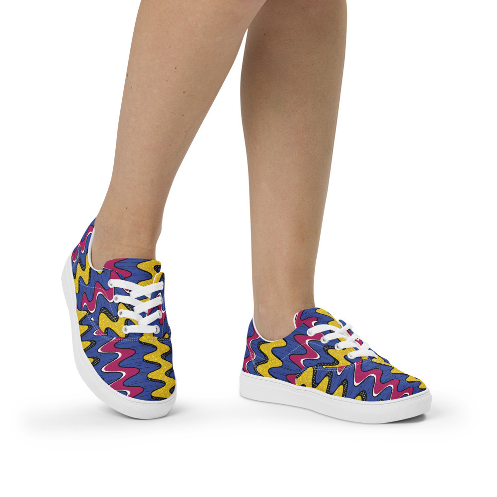 Women’s Squiggly Drip II lace-up canvas shoes