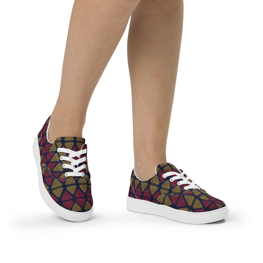 Women’s Triangles II lace-up canvas shoes