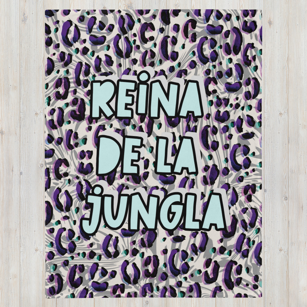 Reina De La Jungla Throw Blanket