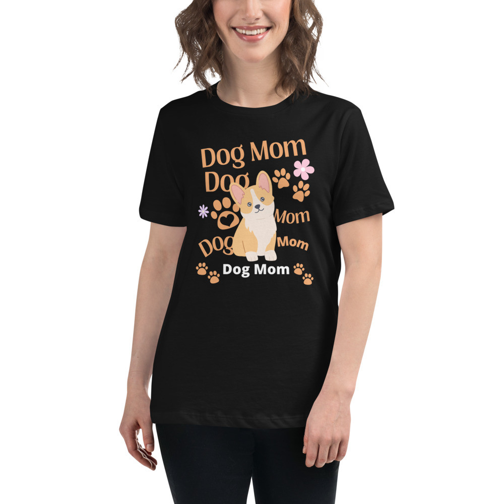 Women's Relaxed T-Shirt: Dog Mom