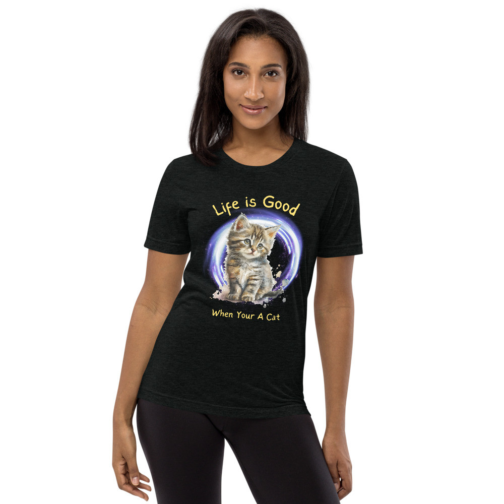 Short sleeve t-shirt: Life Is Good