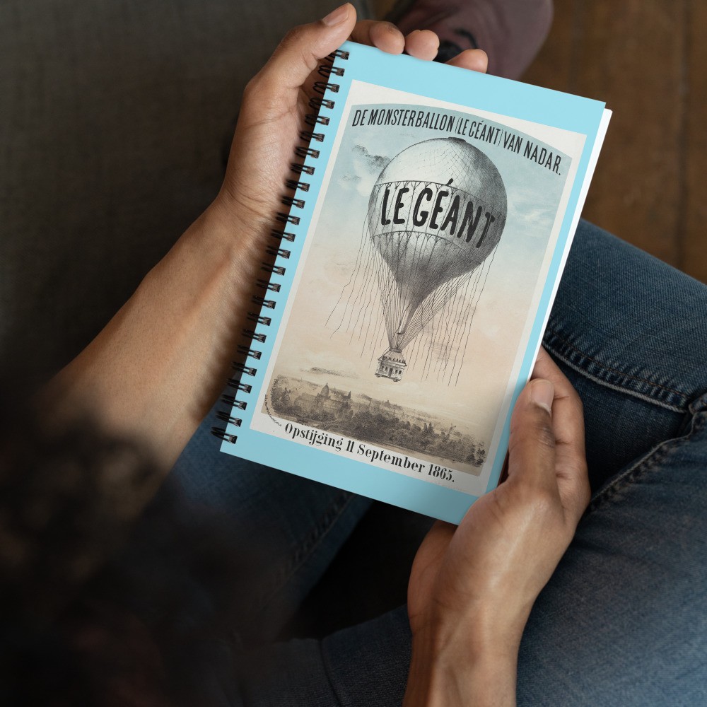 Spiral notebook: Flying