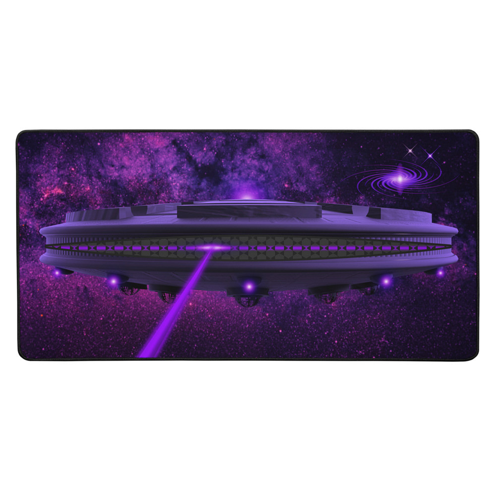 Flying Saucer in action - Desk mat