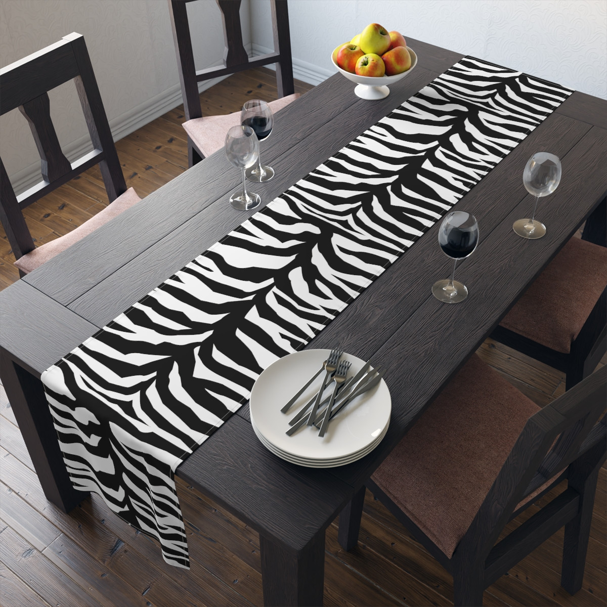 Table Runner (Cotton, Poly) Tiger decoration 