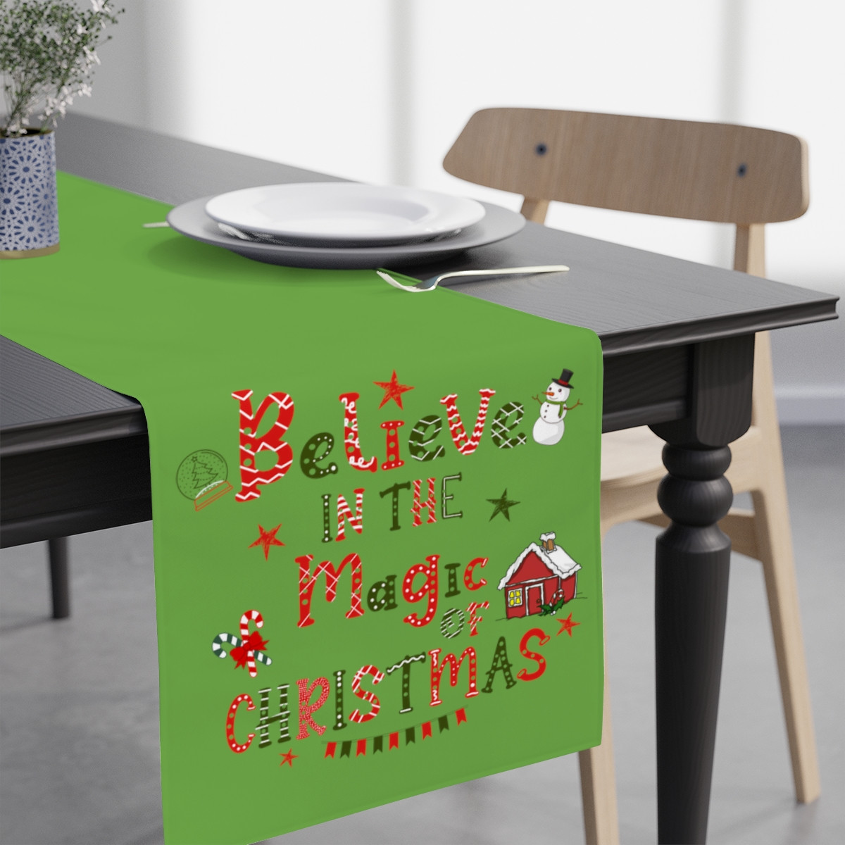 Table Runnern Believe in Magic of Christmas