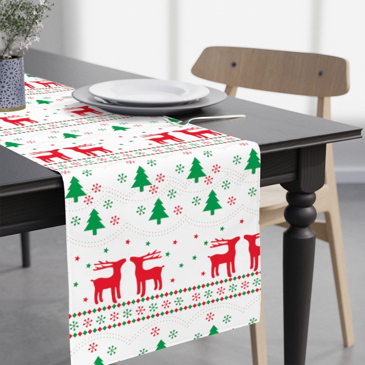 Table Runner Christmas pattern