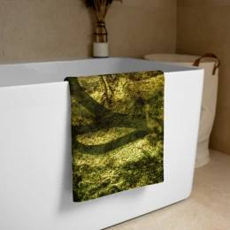 CAMO GREEN HUNT DESIGN - Towel Size 30"x60"
