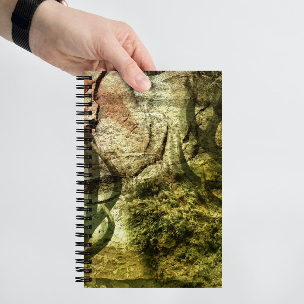 CAMO GREEN HUNT DESIGN - Spiral notebook Size 5.5" x 8.5"