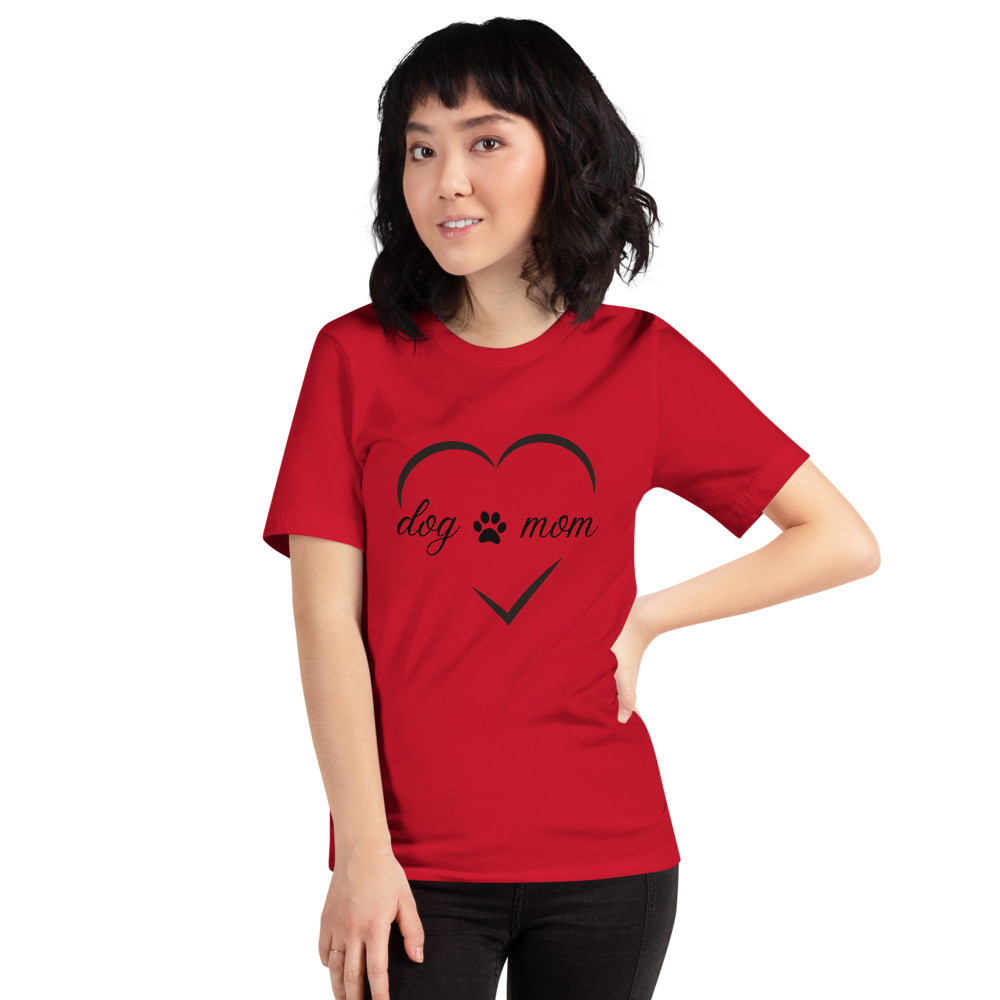 Dog Mom With Heart T-shirt