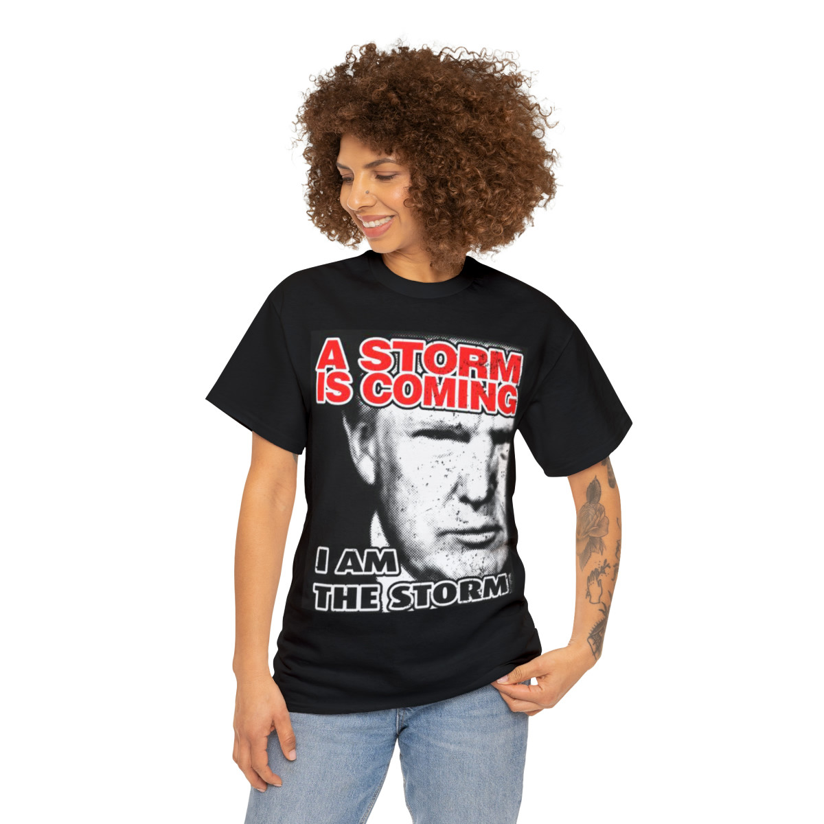 Donald J TRUMP 2024 A Storm Is Coming I Am The Storm Unisex Short Sleeve Tee