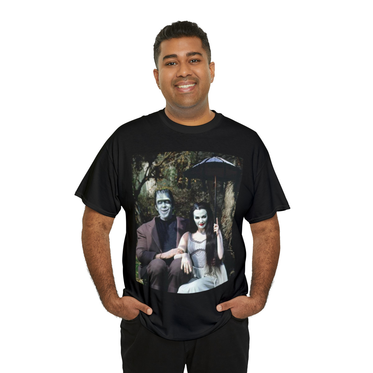 MUNSTERS Sunning in the yard Short Sleeve Tee