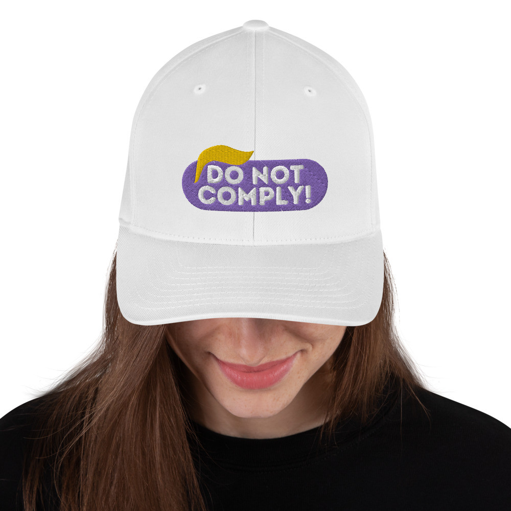 TRUMP DO NOT COMPLY Structured Twill Cap