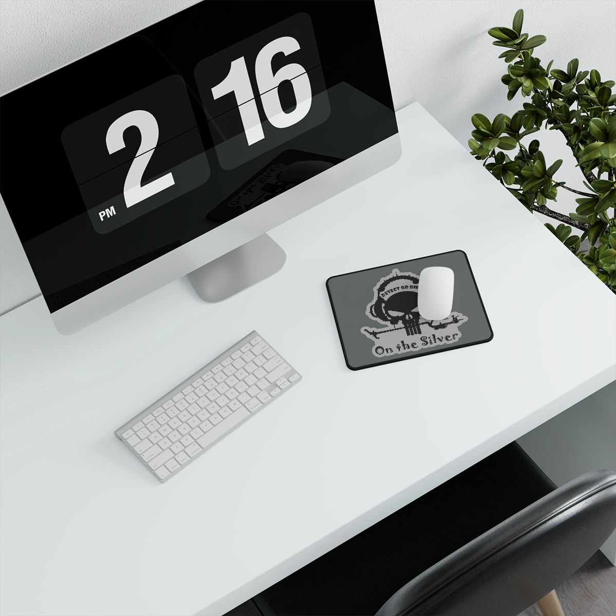 Grey Non-Slip Mouse Pad: Detect Or Die! Logo