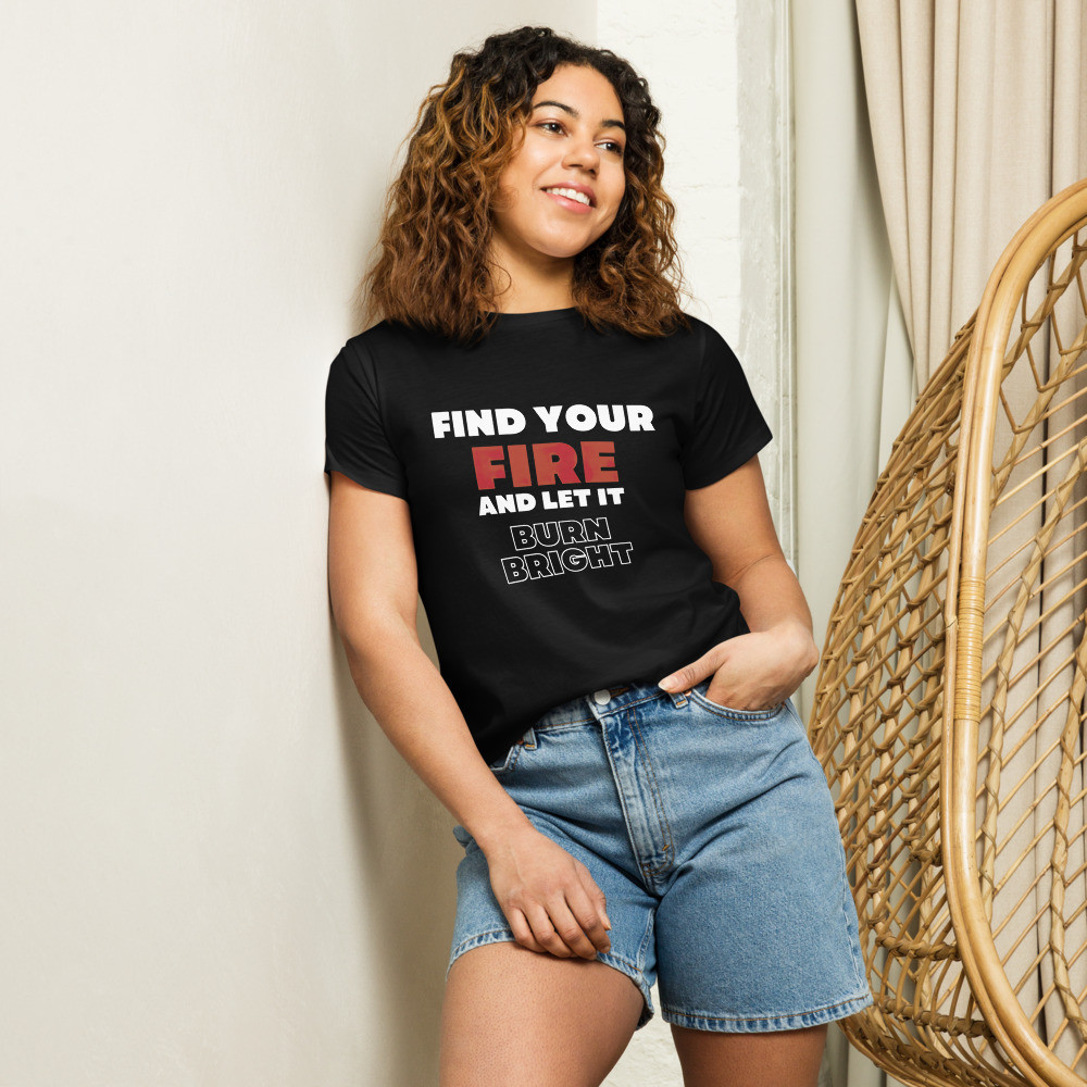 JC Women’s high-waisted t-shirt