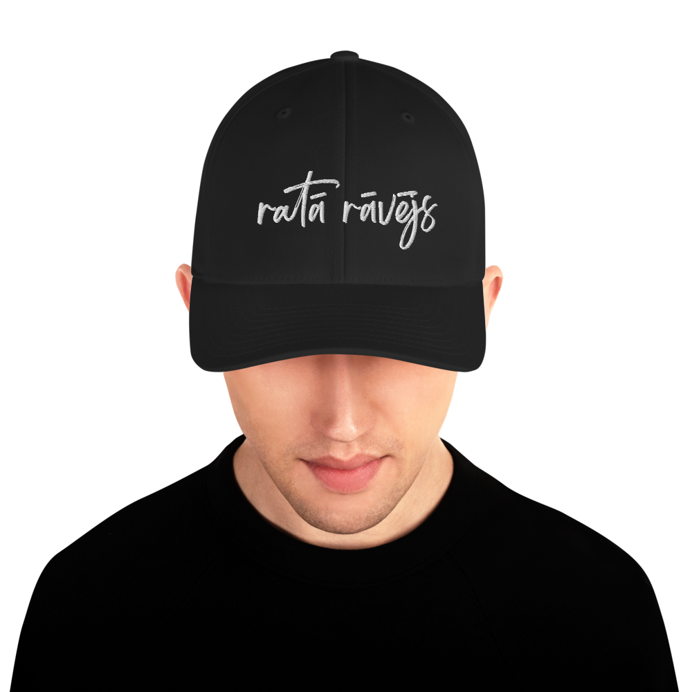 Black Flexfit Cap - Ratā rāvējs