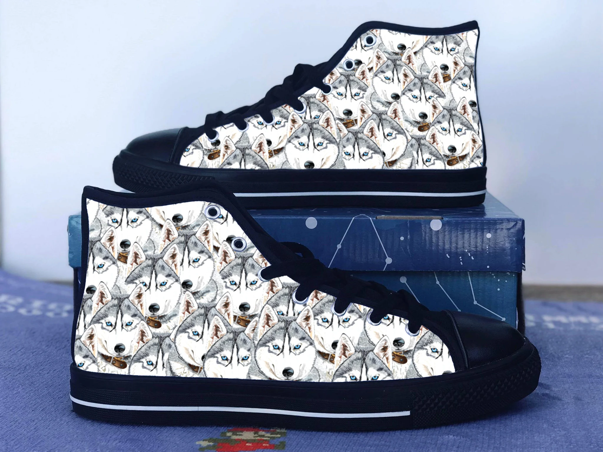 Siberian Husky Shoes, Siberian Husky Converse Style Shoes, Dog Lover Gift Idea, Women's Men's High Top Sneakers