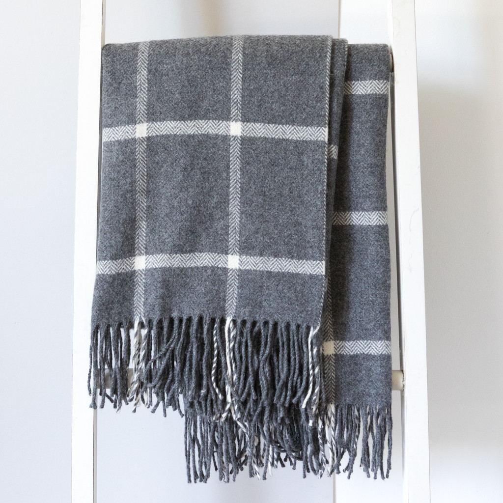 Lambswool Grey Windowpane Throw
