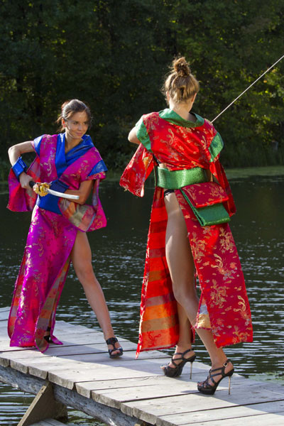 Samurai Duel - Viktoria vs Sammy - 116 Images