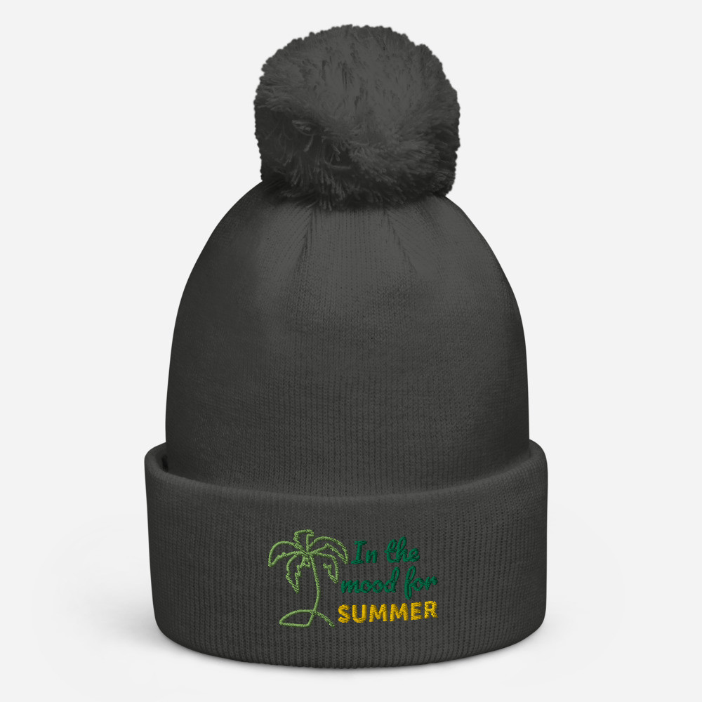 Pom pom beanie