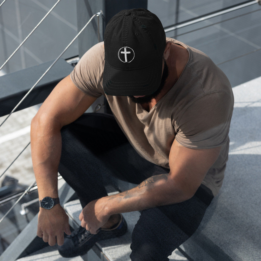 Crowned Faith Collection: 'Divine Cross' Embroidered Hat – Elevate Your Style with a Symbol of Faith, Embrace Grace and Fashion in this Unique Cross-Adorned Hat