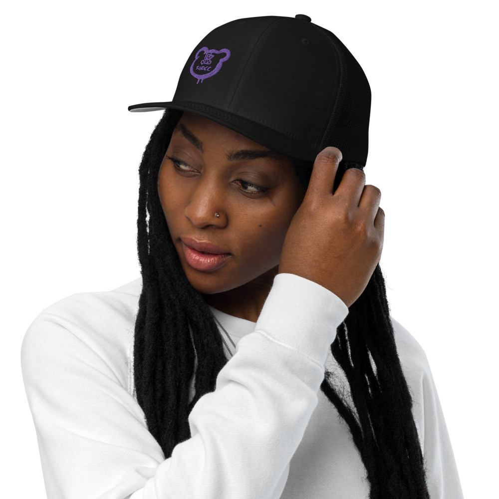 Closed-back trucker cap SQDCC