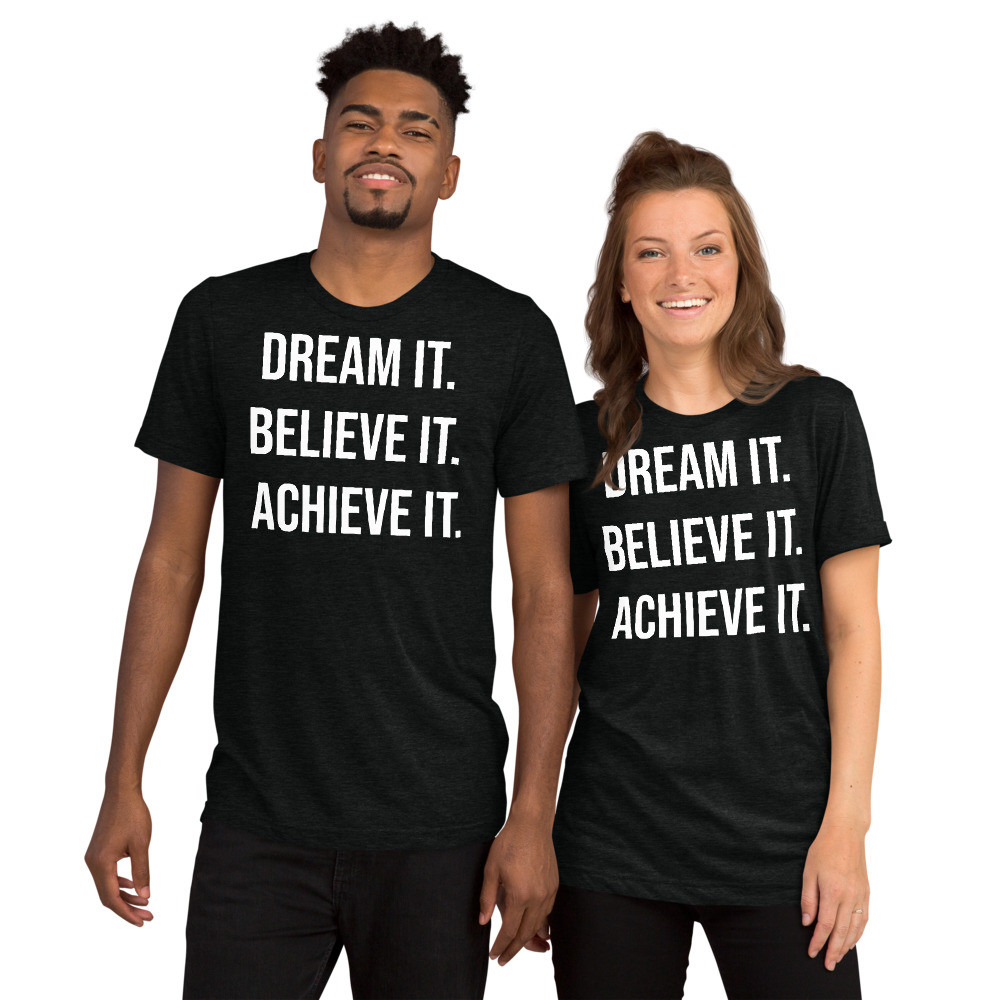 Short sleeve t-shirt Dream it. 