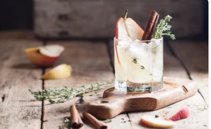 Spiced Pear White Tea 4oz