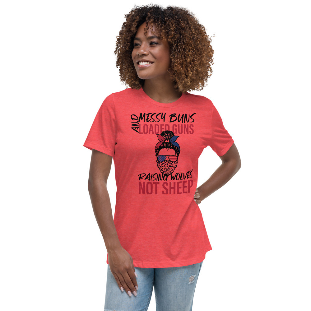 Messy bun mom Women's Relaxed T-Shirt