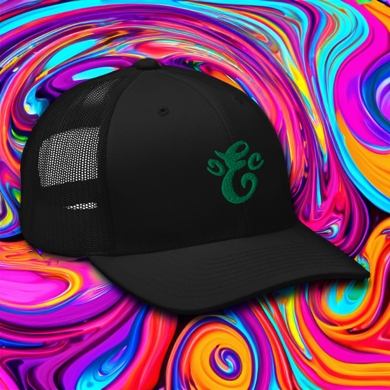 Eatn Unisex // Black & Green  // Trucker Hat