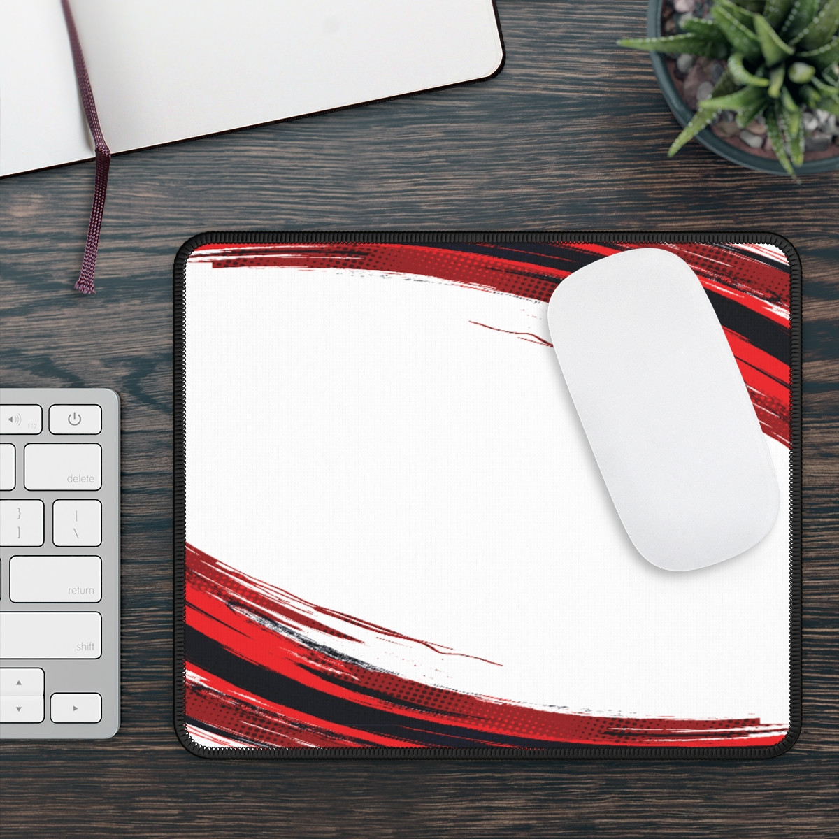 Dynamic Red Gaming Mouse Pad - Perfect for Gamers & Streamers