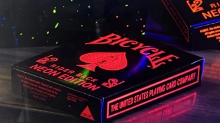Bicycle NEON Edition Playing Cards PINK UV_GLOW RARE ISSUE
