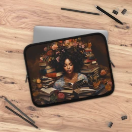 Queens Read Laptop Sleeve