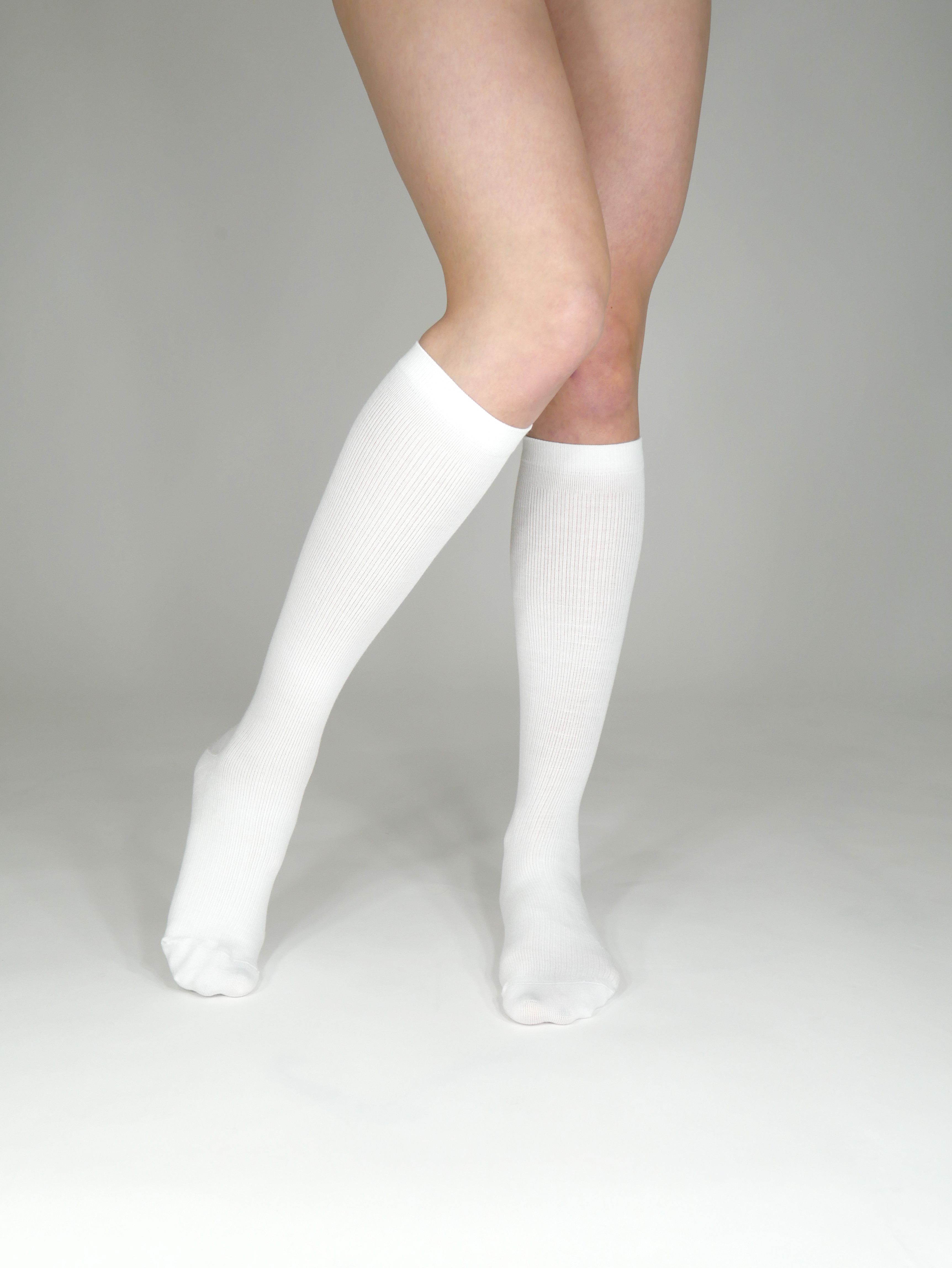 Wow Compression Socks White 8-12 mmHg 1 pr.- No More "Hot" Feeling Compression Socks
