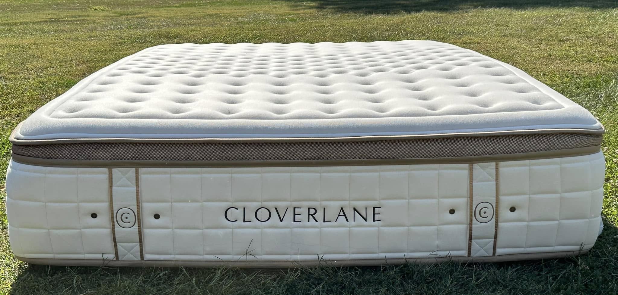 Cloverlane Hybrid Firm King - $225 (Retail: $2,699)