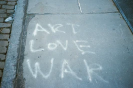 Art Love War