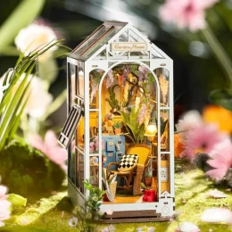 Robotime Rolife Garden House Book Nook Kit