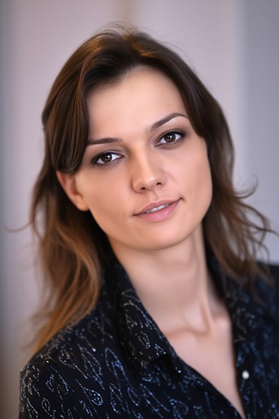 AI Character - CRISA -