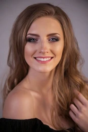 AI Character - DANNI -