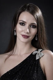 AI Character - FIONA -