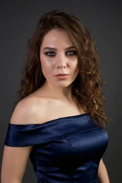 AI Character - SABRINA -