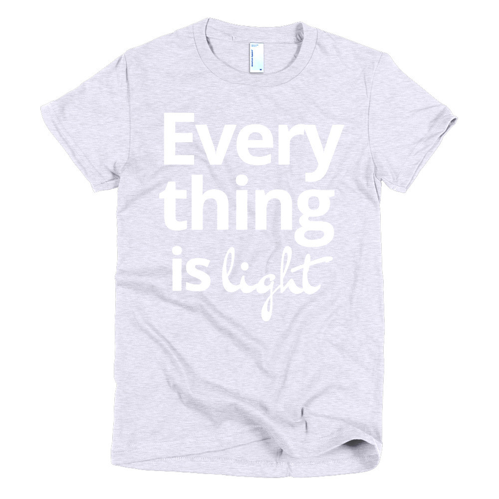 everything is light - deydreaming outerwear - gray short sleeve t-shirt