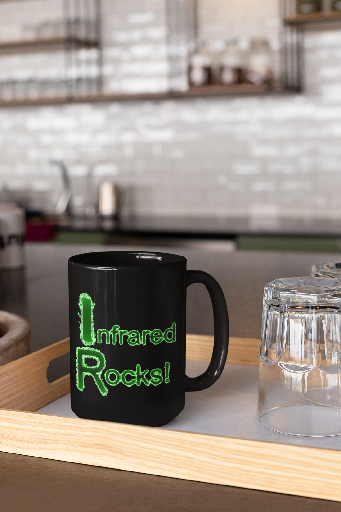IR Rocks 15 oz black mug