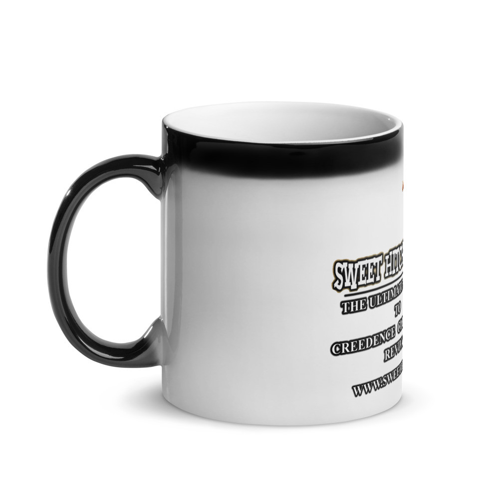 Sweet Hitch-Hiker Glossy Magic Mug