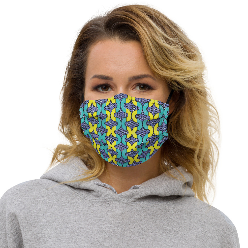 Snakes inspired face mask