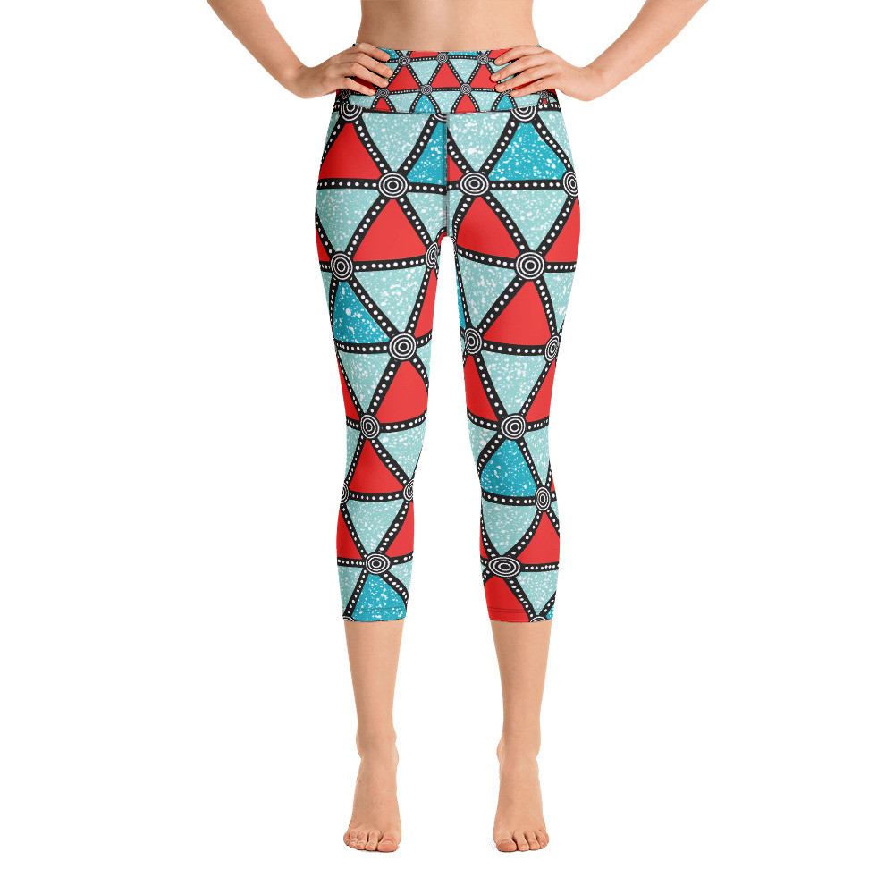 Triangles Yoga Capri Leggings