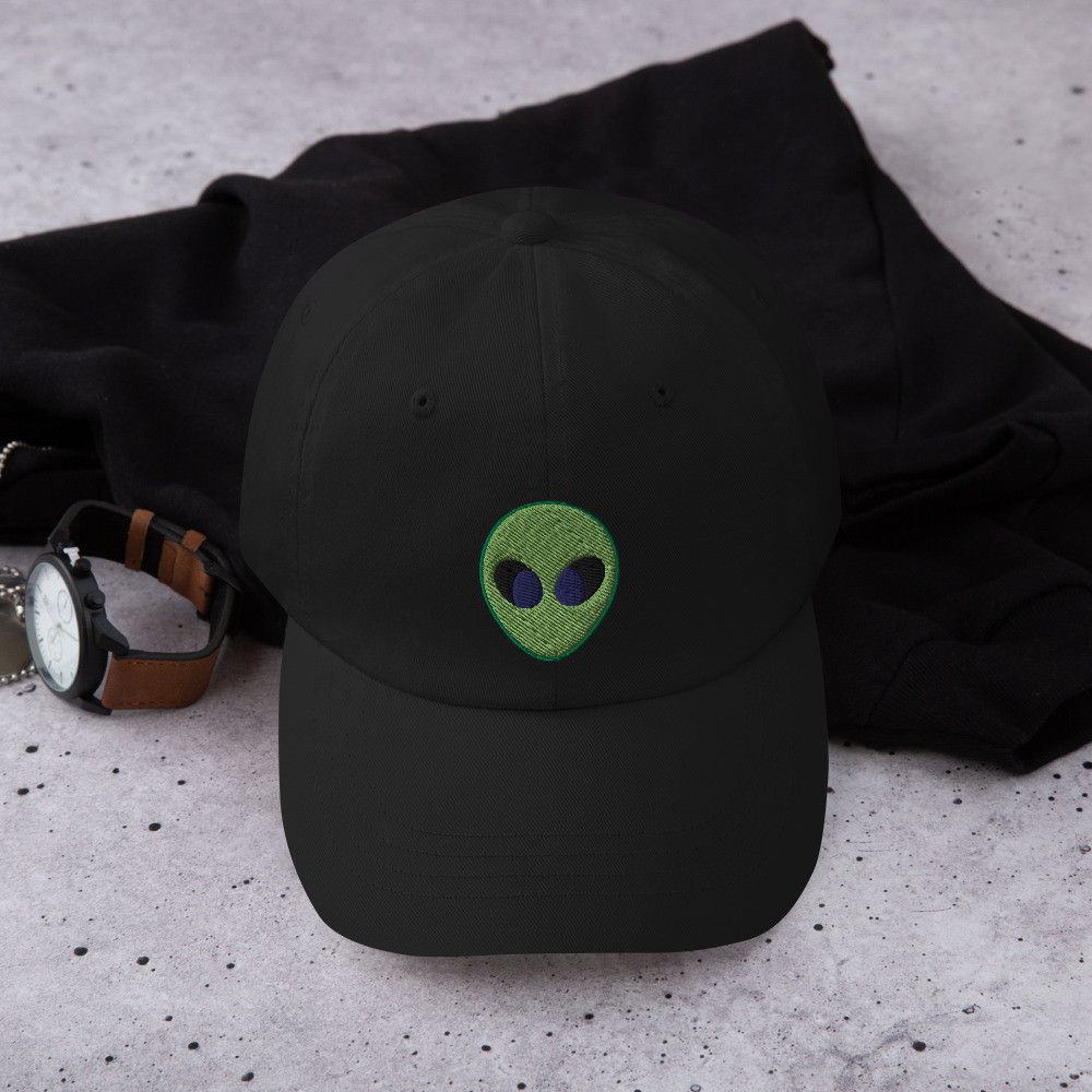 gorra de beisbol ovni