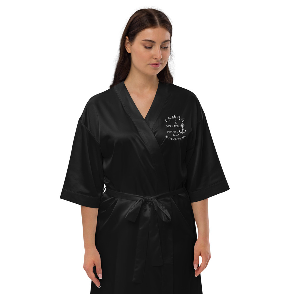 Satin robe Family is the Anchor