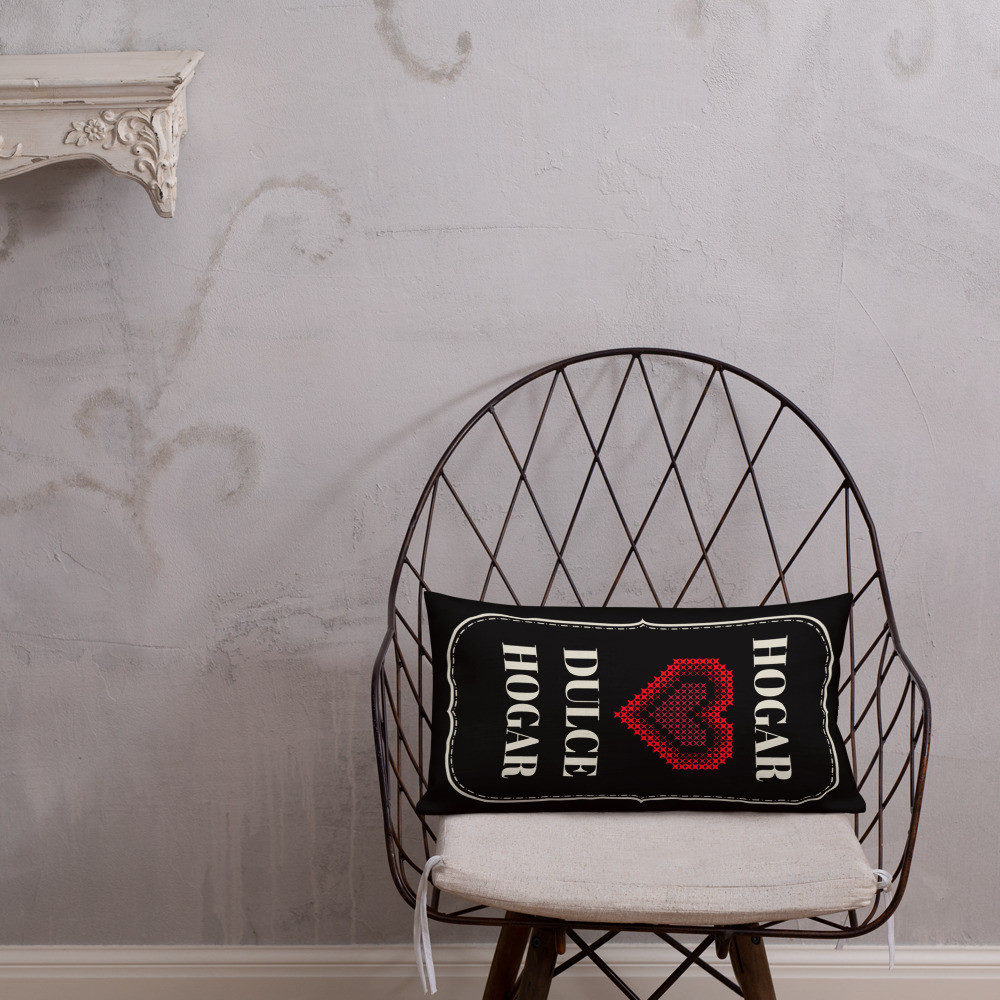 Hogar Dulce Hogar Pillow