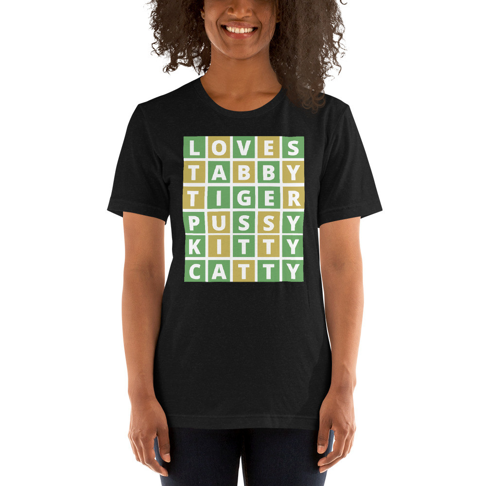 Loves tabby cats Short-Sleeve Unisex T-Shirt